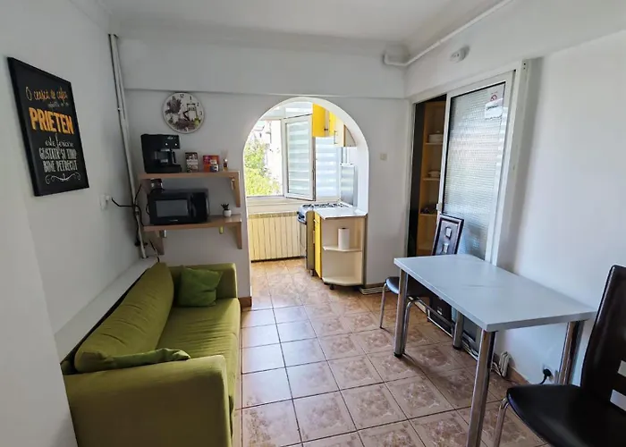 Cozy Place By The Sea